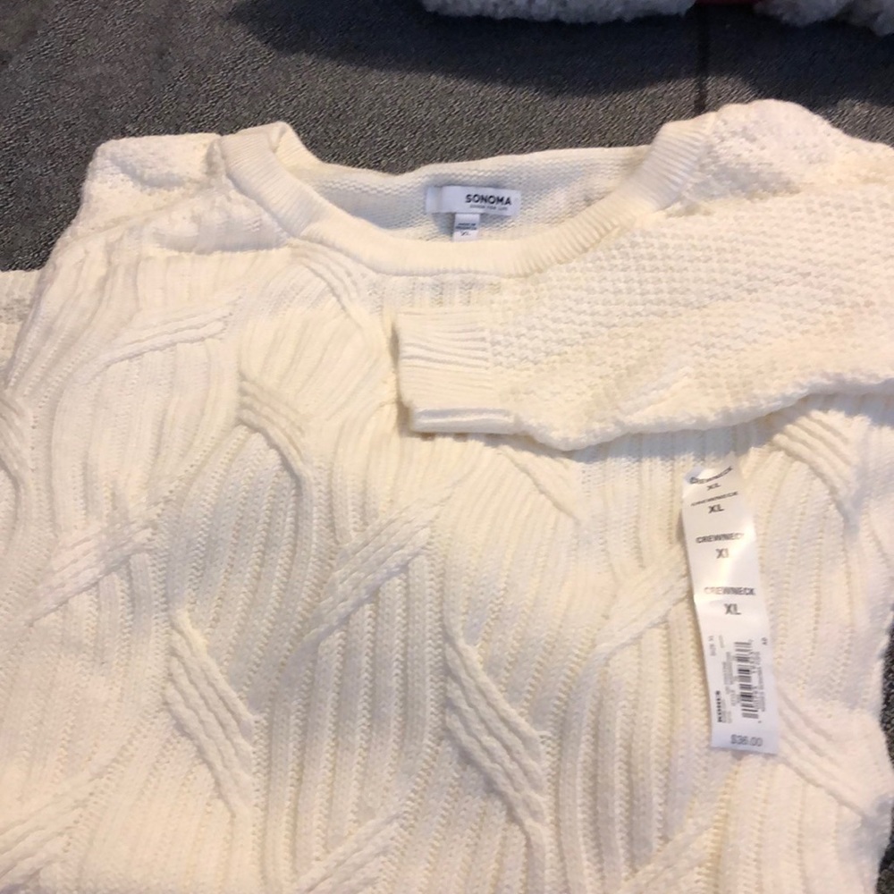 Crew neck sweater